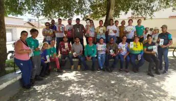 Agentes orientam moradores sobre Código de Postura em Pedro Canário