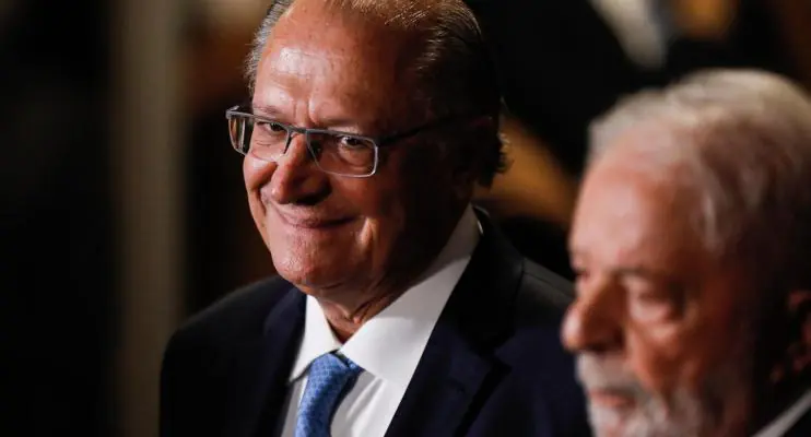 Alckmin acumula funções em sinal de que terá papel-chave em governo Lula