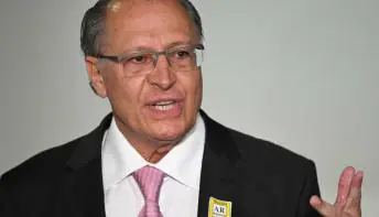 Alckmin decidiu não ser ministro, e ouviu de Lula que será tratado 'como presidente'