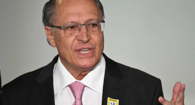 Alckmin decidiu não ser ministro, e ouviu de Lula que será tratado 'como presidente'