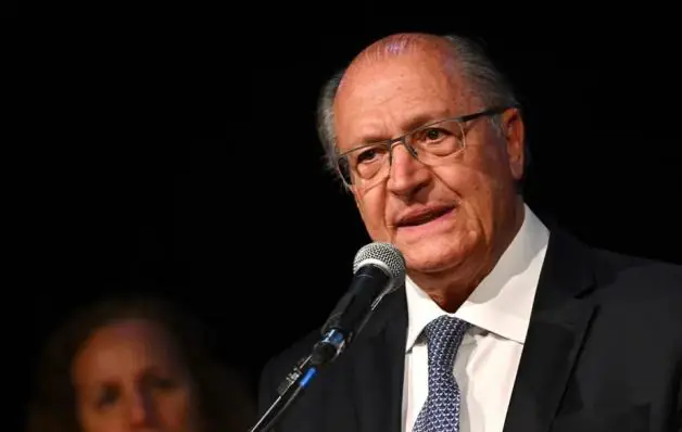 Alckmin e Mercadante defendem o fim de subsídios a uma série de setores para cortar gastos