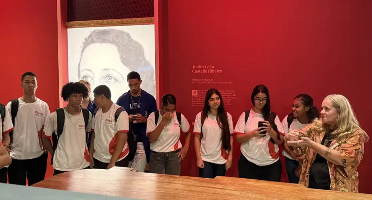 Ales abre agenda para visitas escolares à exposição histórica