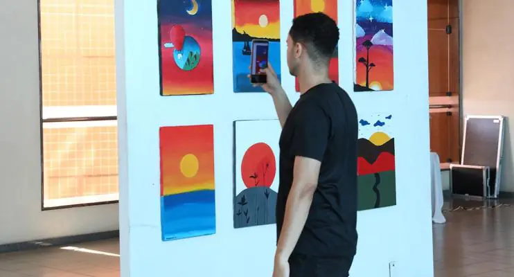 Ales abriga mostra de quadros feitos por alunos