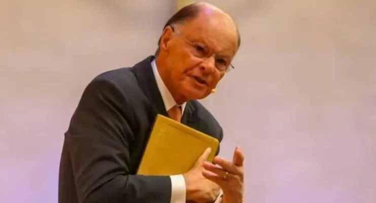  Aliado de Bolsonaro, Edir Macedo diz que é hora de seguir em frente: 'Deus fez a vontade dele' 