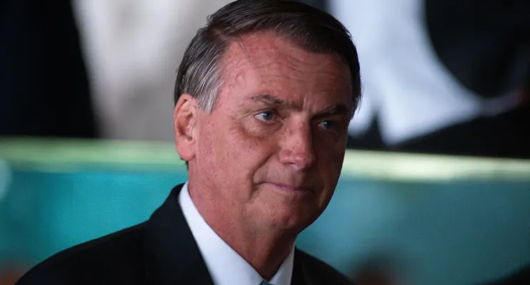 Aliados de Bolsonaro montaram operação para resgatar joias desviadas