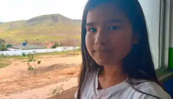 Aluna macuxi sonha em ser jornalista e comanda jornal em escola