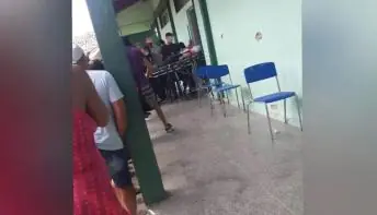  Aluno atira e fere 3 estudantes em escola pública 