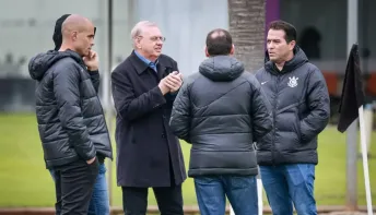 Amistoso, lesões e renovação com Memphis: o plano do Corinthians pós-Copa