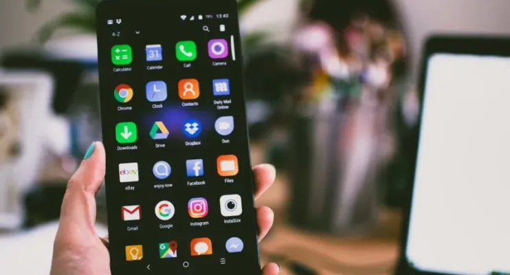 Anatel libera mudança de preço durante vigência de planos de celular, internet e TV