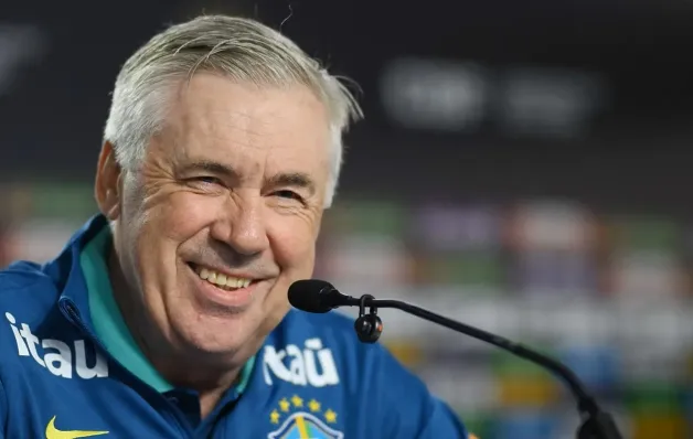 Ancelotti é o técnico de seleção mais bem pago do mundo, diz site