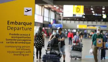 Anvisa aprova fim da obrigatoriedade de máscaras em aviões