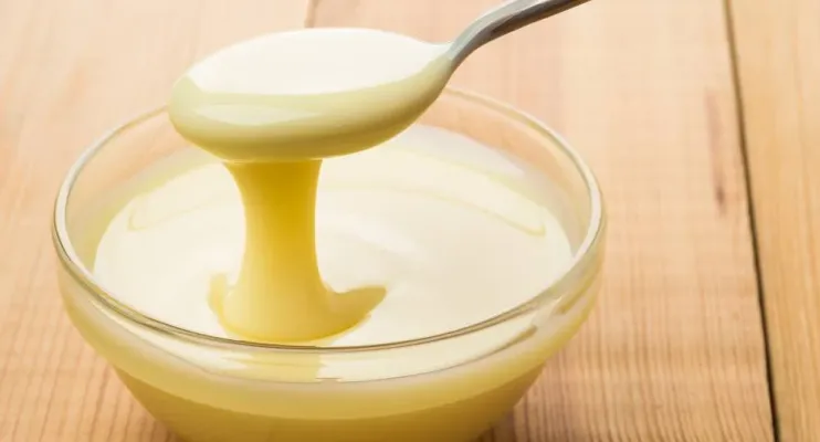 Anvisa proíbe venda de leite condensado e dois suplementos