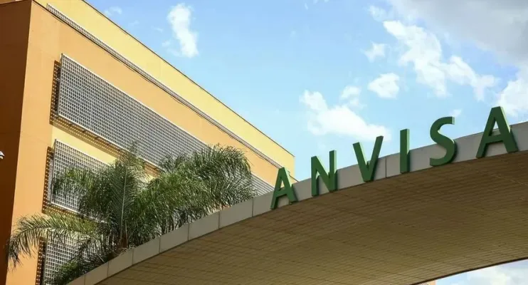 Anvisa proíbe venda e uso de produtos à base de fenol após morte