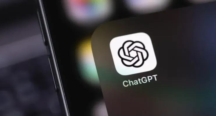 Após críticas por bajulação, OpenAI ajusta tom do ChatGPT-4o