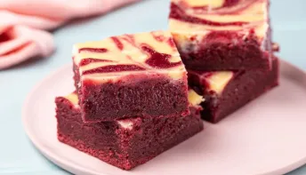 Aprenda a fazer o Brownie Red Velvet do Rodrigo Hilbert