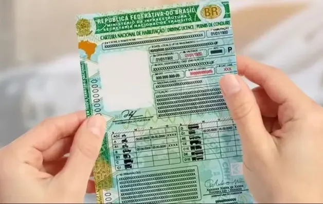 Aprovada regra que põe fim a exigência de aulas em autoescola para CNH