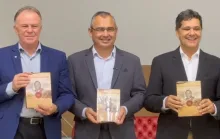 Assembleia de Deus de São Mateus celebra 75 anos com presença do governador e autoridades