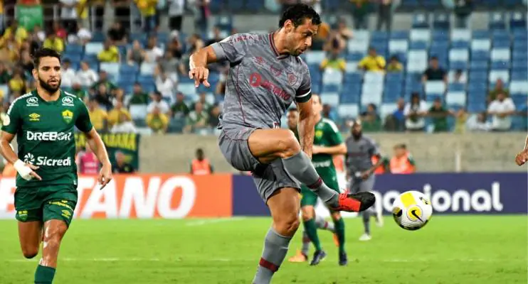 Ataque volta a decepcionar, mas Fluminense vence com gol