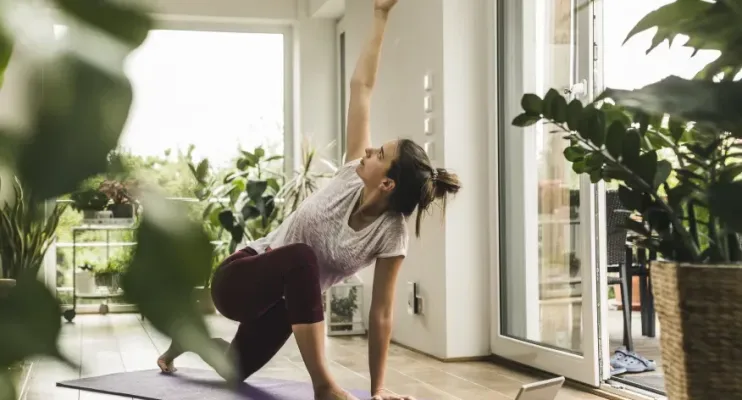 Atividade física no inverno traz benefícios; veja dicas de exercícios em casa