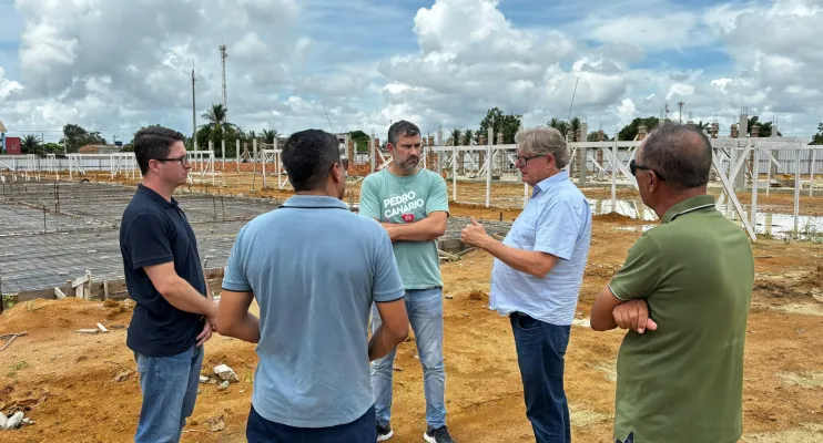 Autoridades realizam visita técnica no canteiro de obras do IFES em Pedro Canário