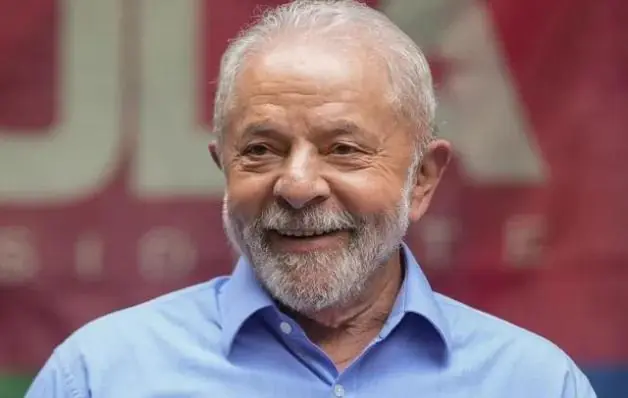Auxílio Brasil de R$ 600: Lula prefere MP a PEC, mas decide ouvir líderes políticos para bater martelo