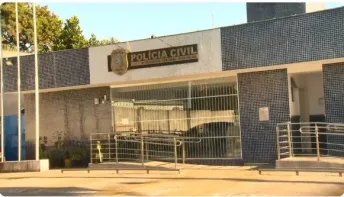  Avô agride filha e joga comida fervendo na neta de 7 meses em Vila Velha