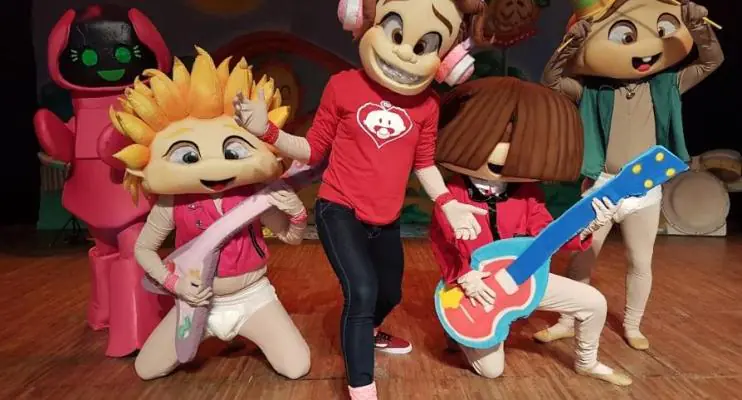 Baby Rockers e Papai Noel em um espetáculo cheio de magia e emoção
