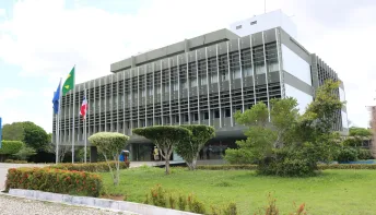 Bahia mantém dívida baixa em 2025, com queda expressiva nas últimas décadas