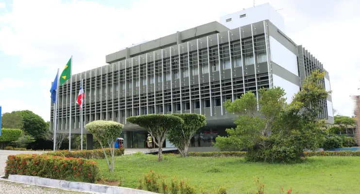 Bahia mantém dívida baixa em 2025, com queda expressiva nas últimas décadas