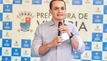 Bairro Comdusa recebe quadra esportiva totalmente reformada da Prefeitura de Vitória