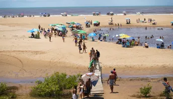 Balneários de São Mateus registram alta movimentação durante o Carnaval 2024