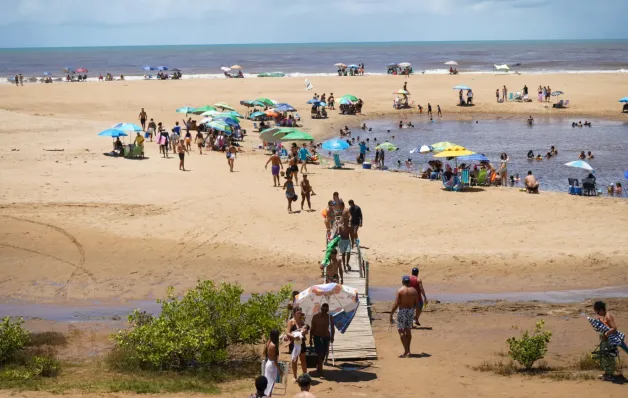 Balneários de São Mateus registram alta movimentação durante o Carnaval 2024