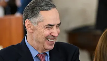 Barroso atribui crise do STF com Legislativo à eleição de bancada bolsonarista