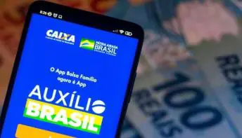 Beneficiários do Auxílio Brasil e do vale-gás vão começar a receber nesta quinta-feira