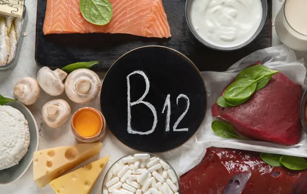 Benefícios de consumir alimentos ou suplementos ricos em vitamina B-12
