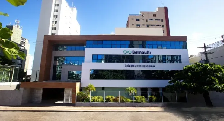 Bernoulli faz história no vestibular da Bahiana de Medicina 2026.1 e conquista mais da metade das vagas