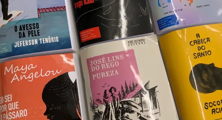 Biblioteca amplia acervo em formato acessível para pessoas com deficiência