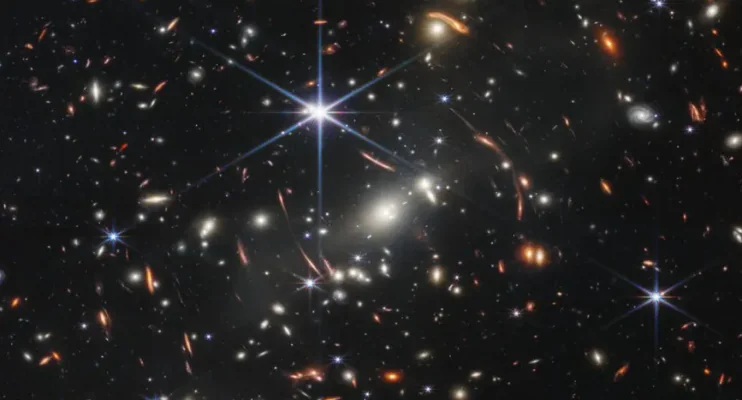 Biden divulga primeira imagem colorida do telescópio James Webb