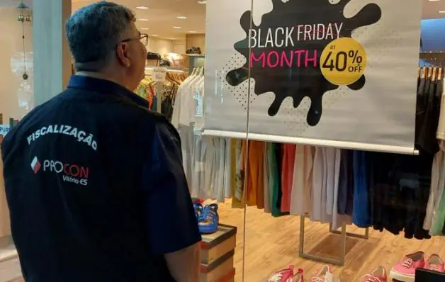 Black Friday: Procon faz pesquisa sobre compras online e fiscaliza comércio