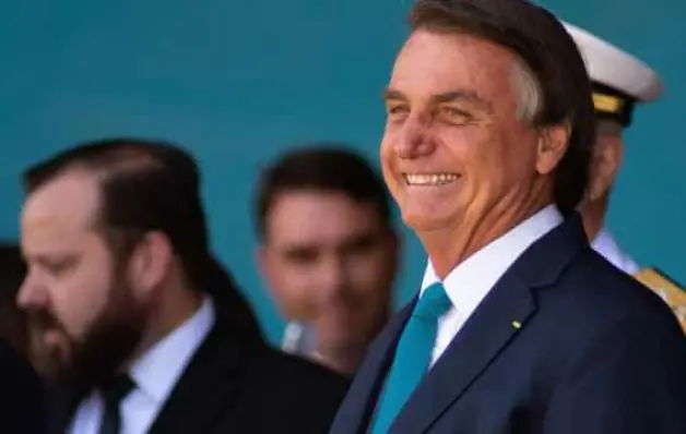 Bolsonaro desafia STF após decisão que manteve cassação de seu aliado