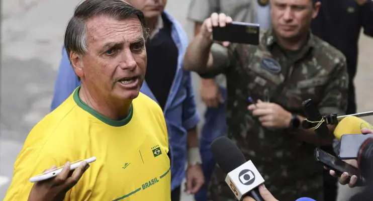 Bolsonaro diz que pode descartar aumento de ministros do STF
