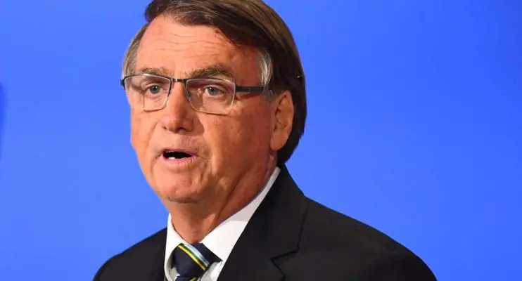 Bolsonaro diz rejeitar anistia pós-mandato e admite imoralidade como deputado