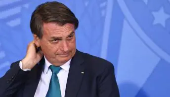 Bolsonaro entra para assuntos mais comentados e ganha memes no Twitter