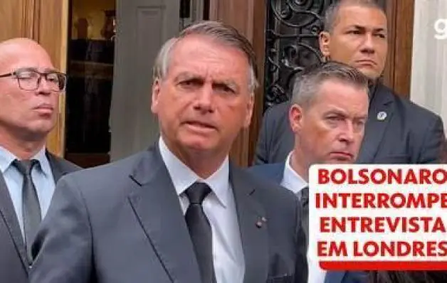 Bolsonaro se irrita com fala sobre objetivo de viagem