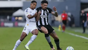 Botafogo empata na reta final e abre 11 pontos na liderança