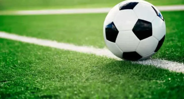 Bragantino e Botafogo duelam para se distanciar da zona de rebaixamento