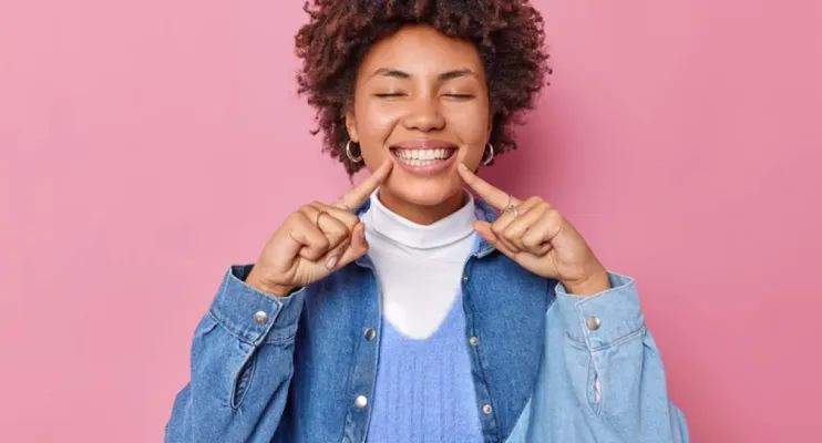 Branqueamento Dental: Mitos, verdades e cuidados necessários