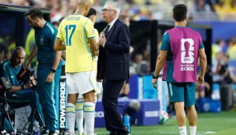 Brasil evolui na Copa, acha time ideal e ganha força