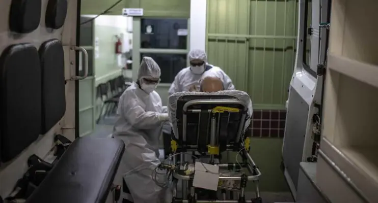 Brasil registra 108 mortes por Covid e mais de 55 mil casos