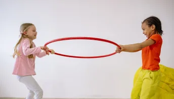 Brincar é fundamental: dicas e benefícios para o desenvolvimento infantil